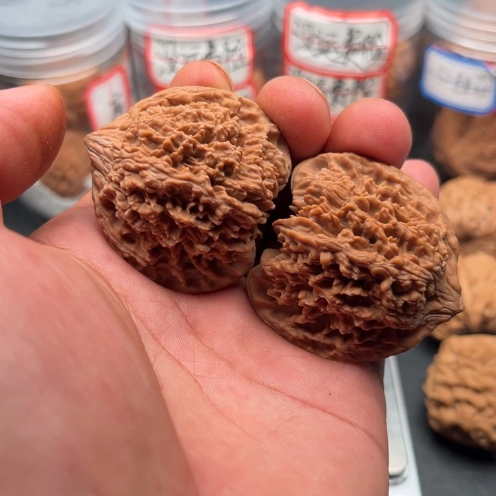 把件文玩核桃满天星45