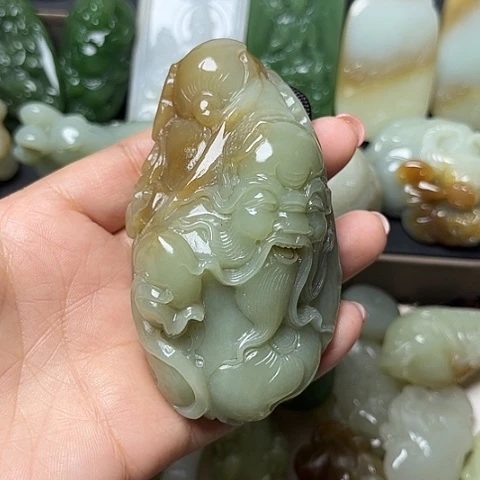 颈饰未镶嵌和田玉毛***仰