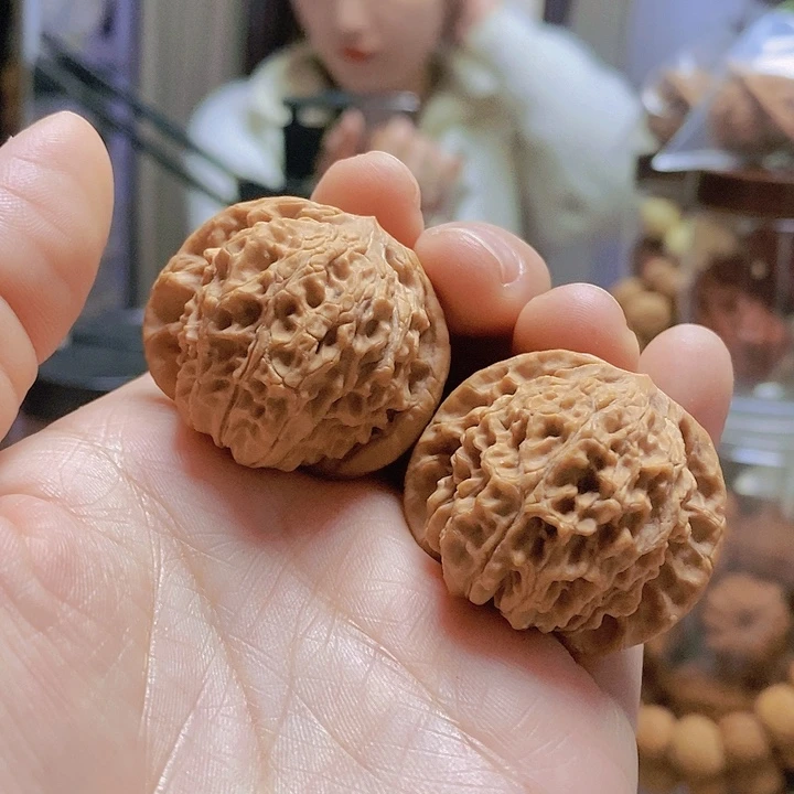 【闪购商品】文玩核桃把件35.5蚂蚁沟