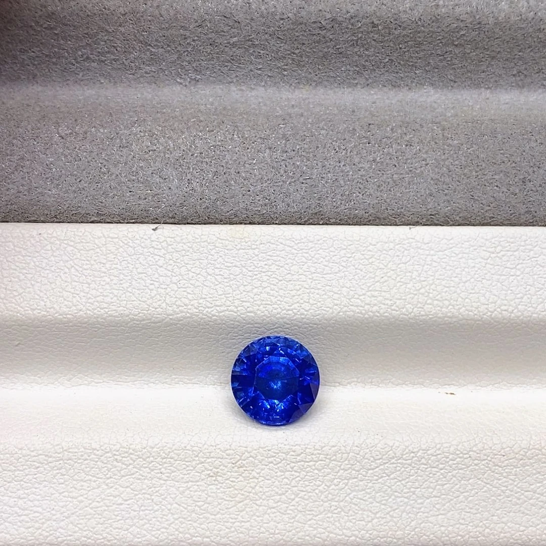 蓝宝石裸石3.2克拉天然皇家蓝宝石