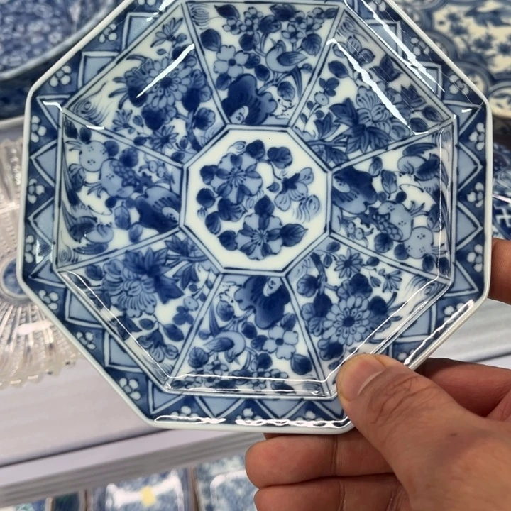 瓷片兔子中心在我摸摸摸摸呃呃呃呃呢