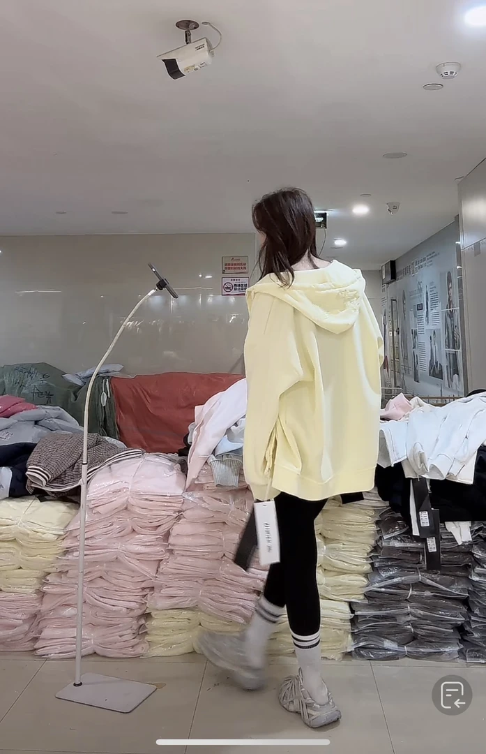 【柒汐】推荐韩版字母刺绣连帽外套802