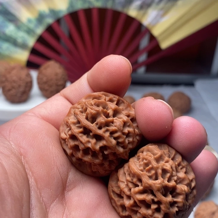 把件文玩核桃33尺秦闷