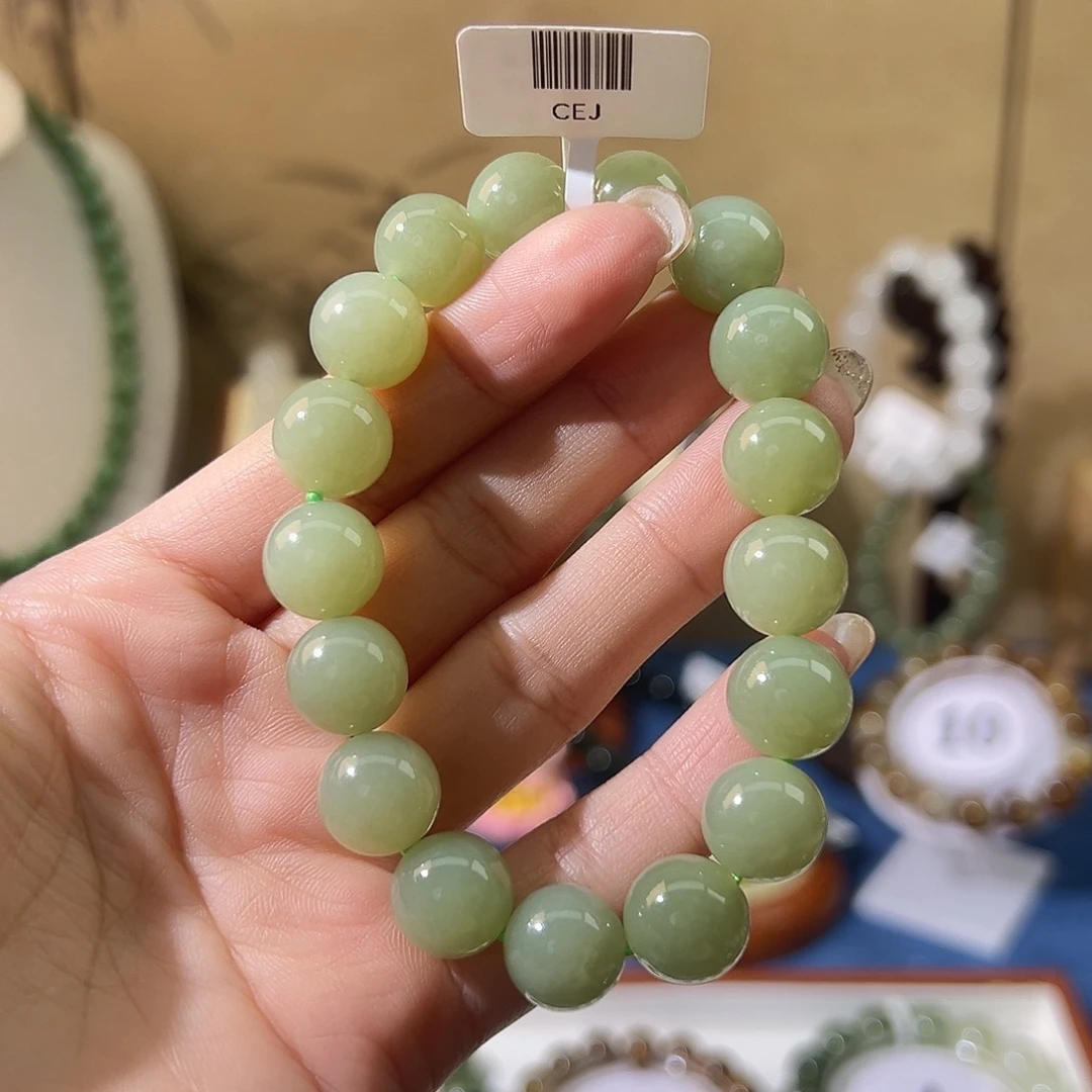 和田玉未镶嵌手串