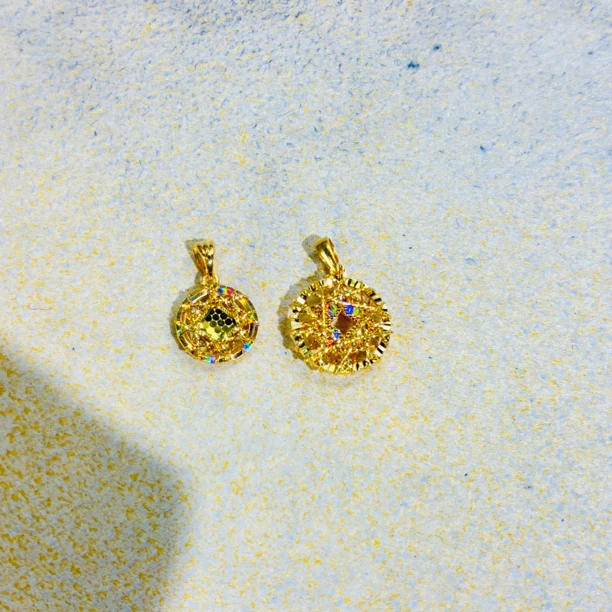 足金999七彩铜钱圆形吊坠【825】