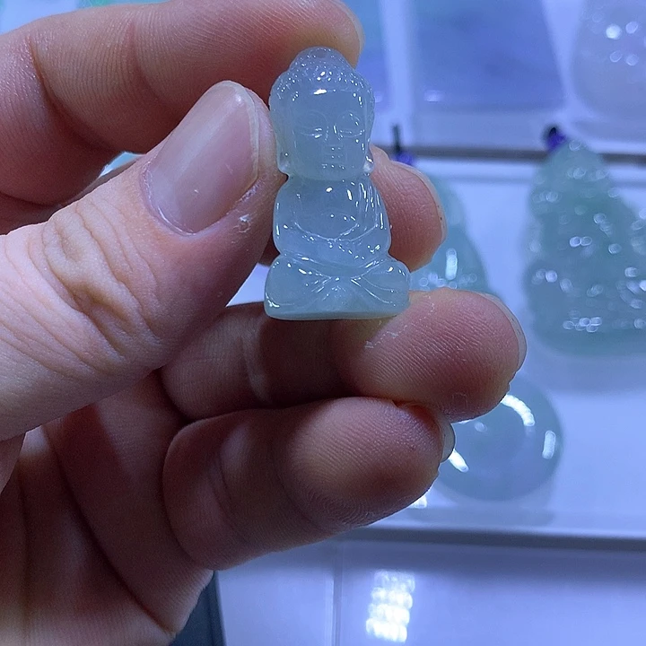 翡翠未镶嵌颈饰天然翡翠A货吊坠