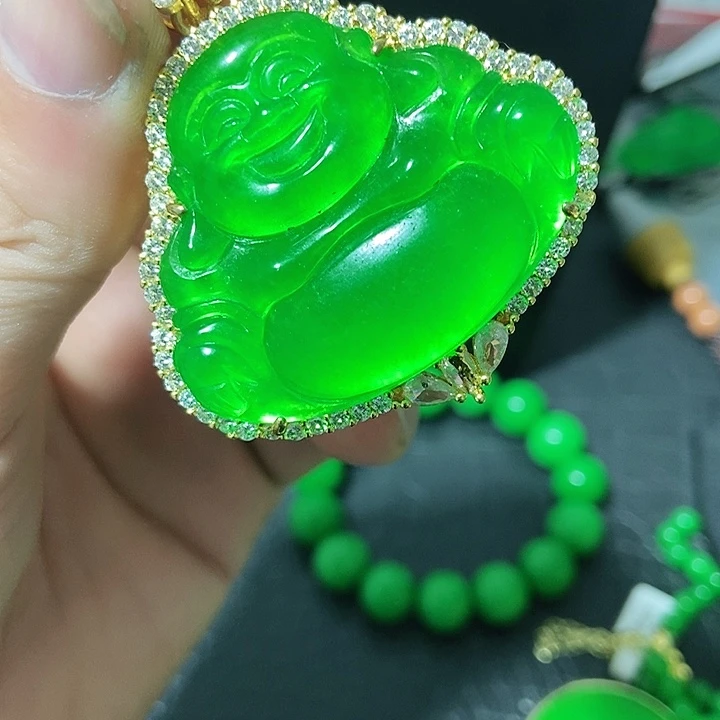 翡翠14K金镶嵌颈饰吊坠