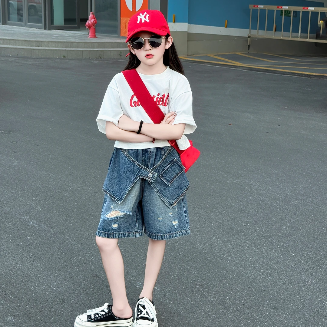 女童夏季2025新款洋气女孩休闲韩版T恤马鞍破洞牛仔中裤套装潮酷