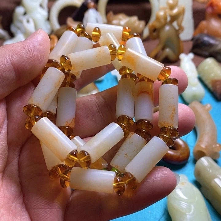 和田玉挂件未镶嵌岁**梭