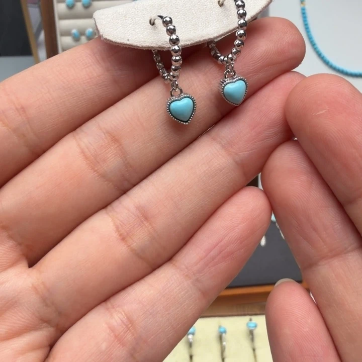 绿松石银S925镶嵌耳饰