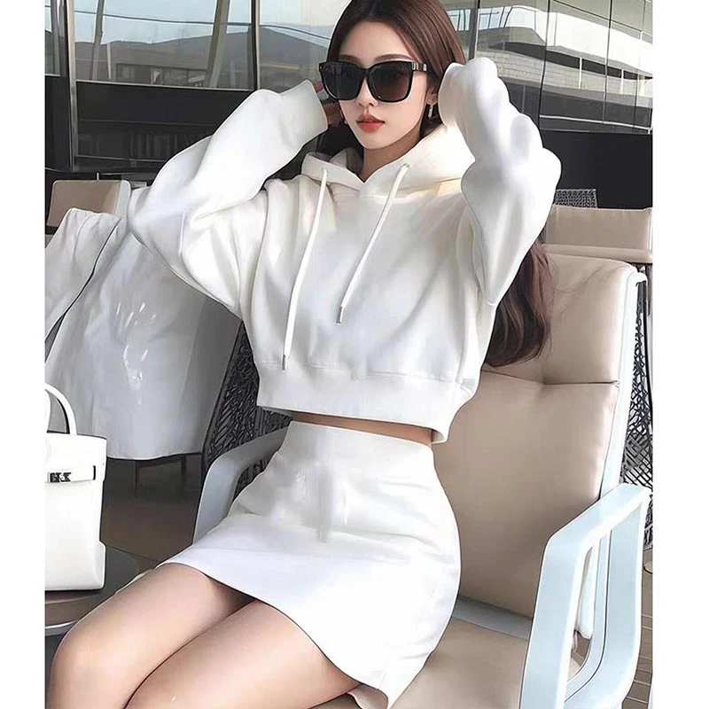 休闲时尚套装白色修身收腰短款连帽卫衣女装春季高腰半身裙两件套