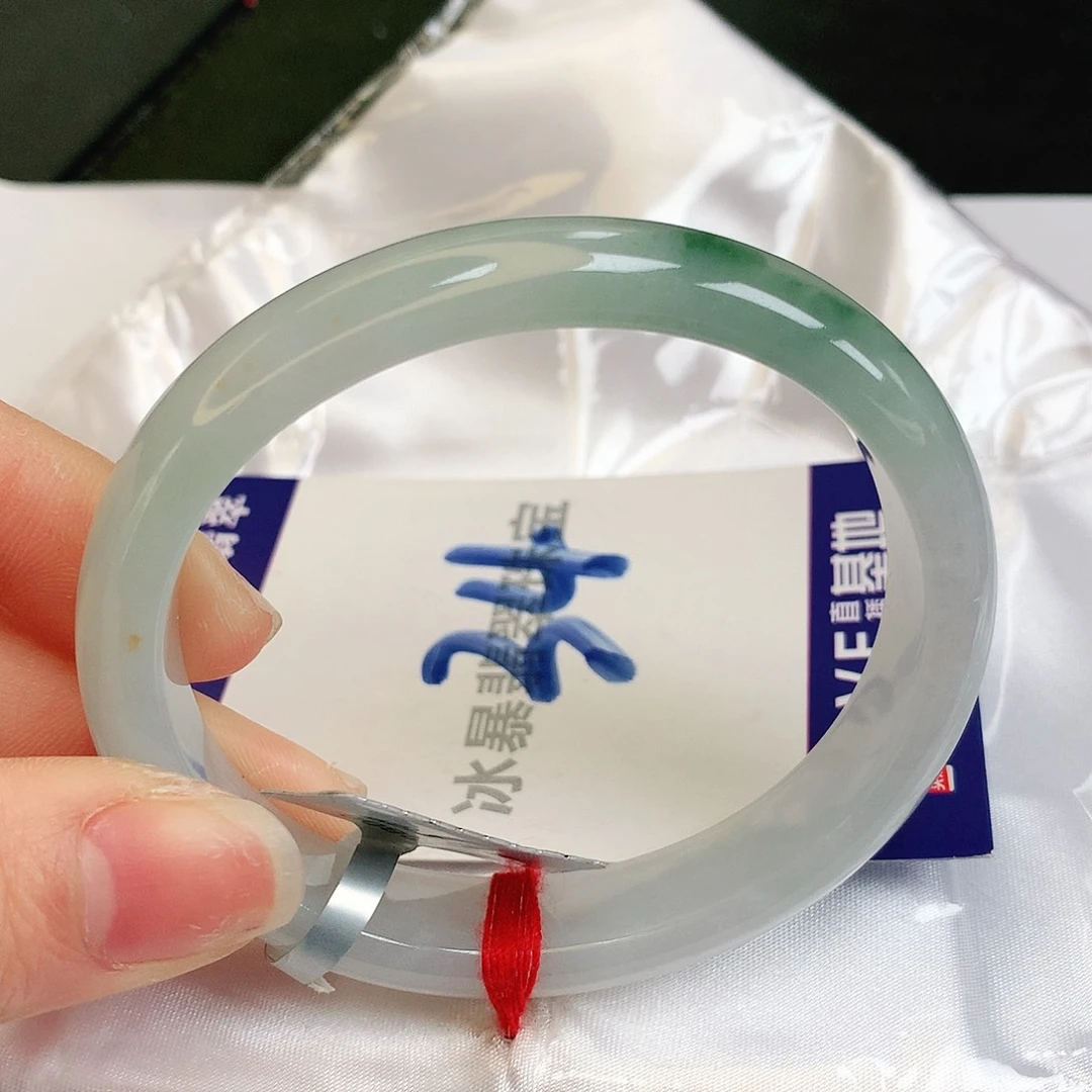 翡翠手镯未镶嵌缅甸天然a货翡翠