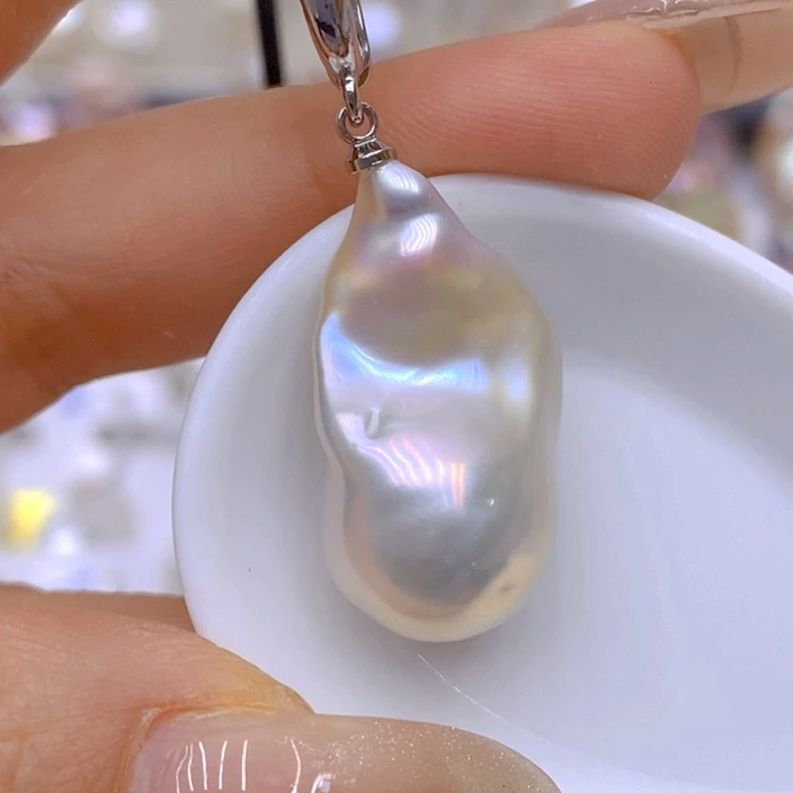 淡水珍珠吊坠(赠链)未镶嵌