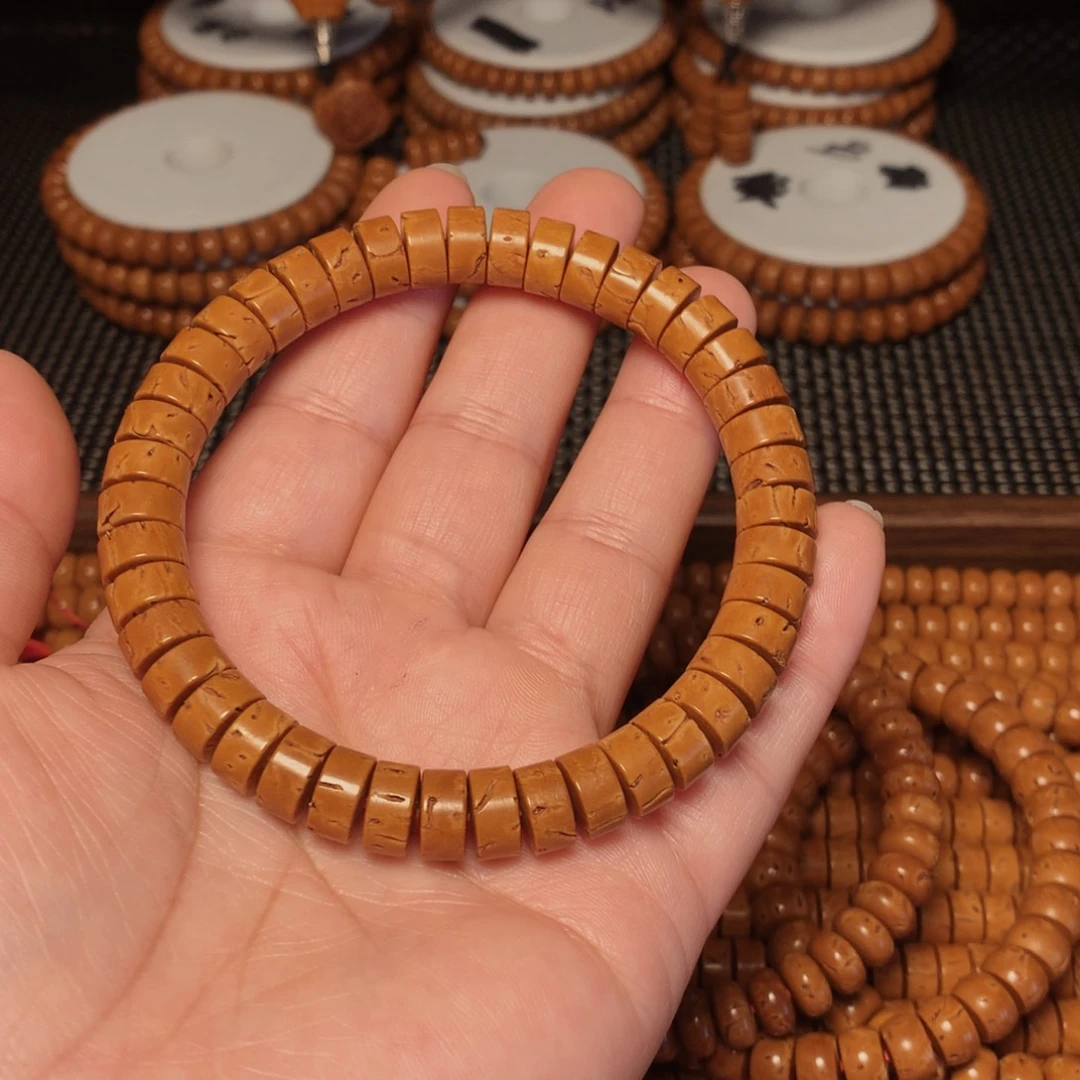 东***！文玩核桃吊坠桃核单圈