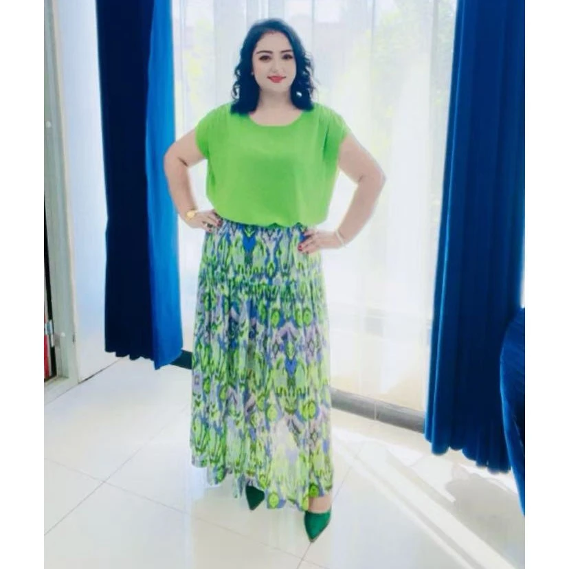 新款时尚، 衬衫裙子套装（kopta. yoka)