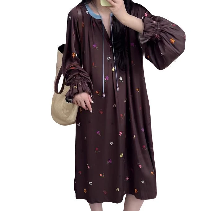 ASYUS  25秋季新款时尚V领裙子灯笼袖印花显瘦舒适连衣裙女