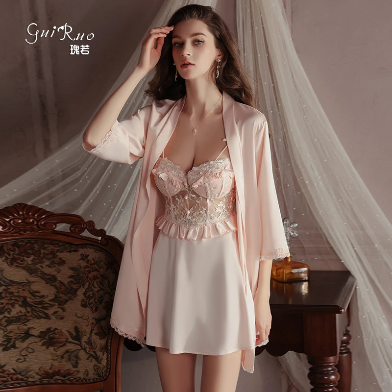 丝滑缎面内衣纯欲甜美刺绣网纱加胸垫性感睡裙外袍女套装