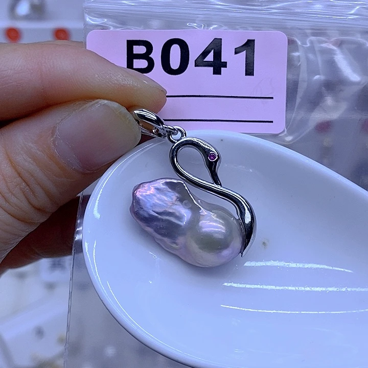 未镶嵌颈饰淡水珍珠