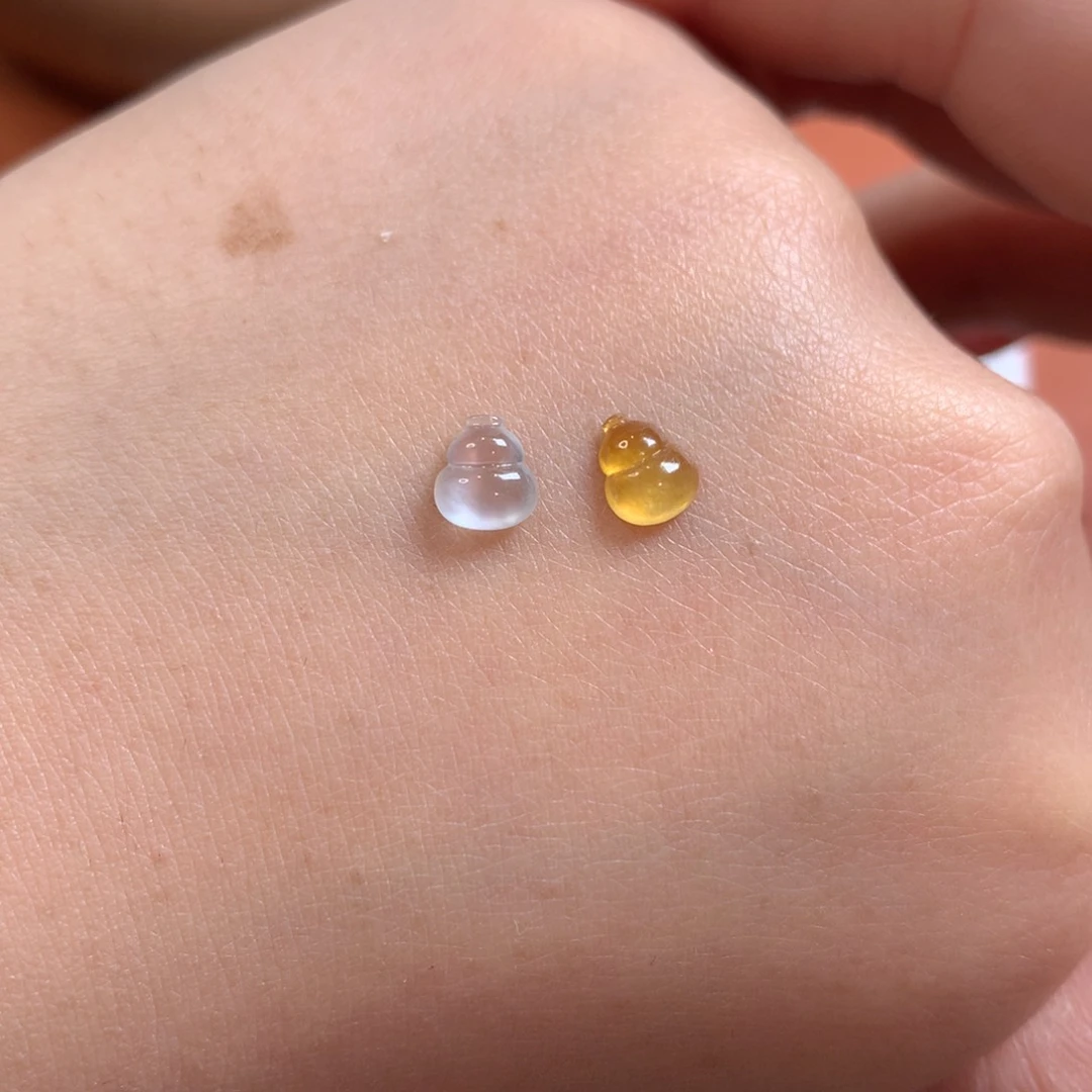 翡翠未镶嵌颈饰胖墩葫芦