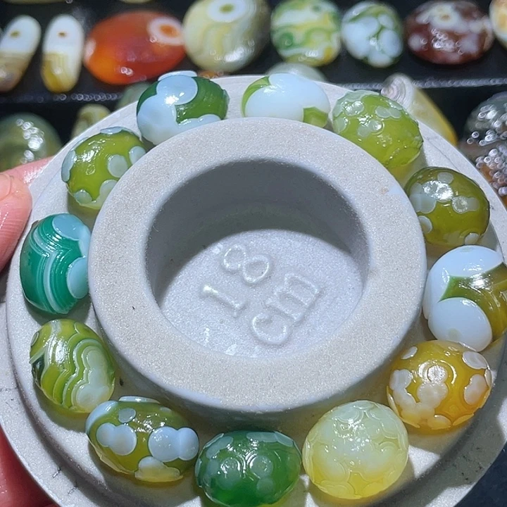 玛瑙/玉髓未镶嵌珠宝奇石