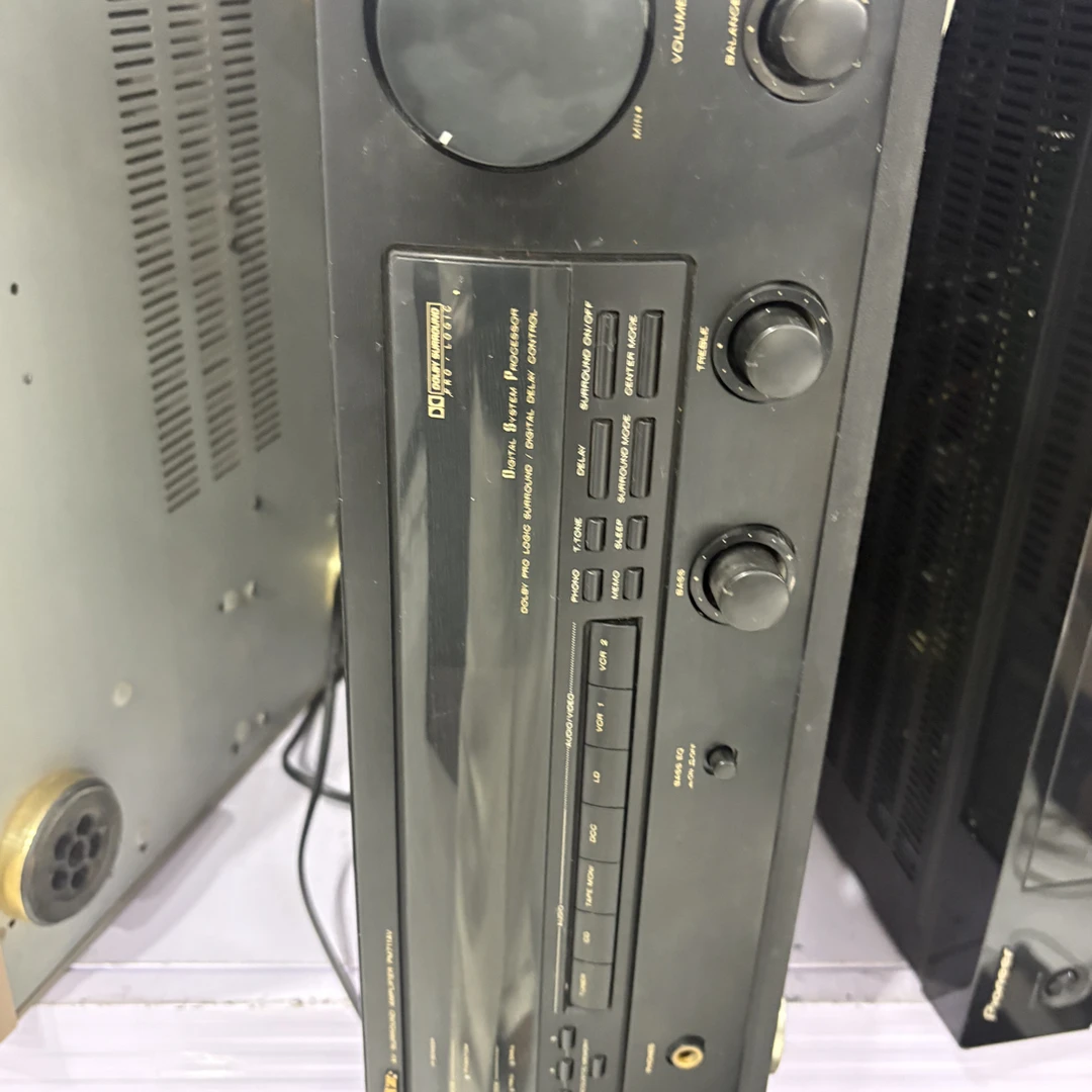 8新 Marantz/马兰士 二手马兰士711功放机，运费自理，不支持七天