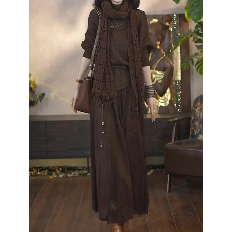 轻熟减龄文艺风穿搭套装女2025秋新宽松遮肉镂空针织衫高腰半裙