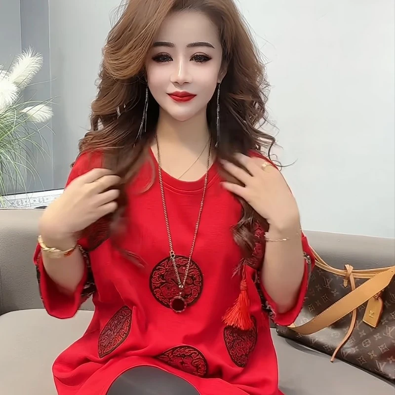 2025新年送福网红爆款中长款重工刺绣拼接袖圆领T恤