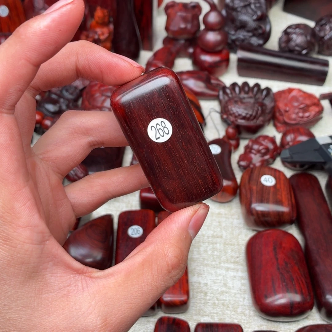 寻***鱼檀香紫檀（小叶紫檀）