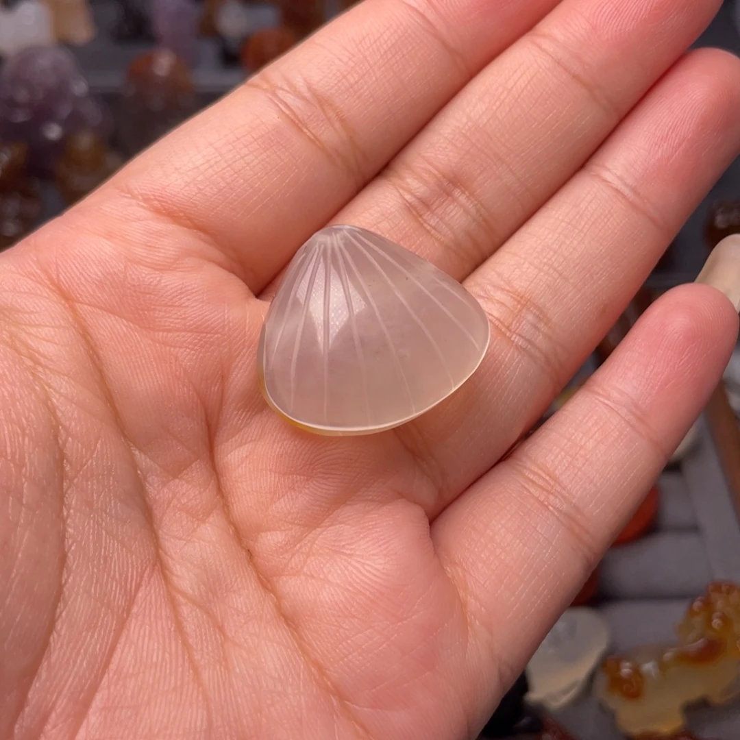 顺***g未镶嵌颈饰玛瑙/玉髓