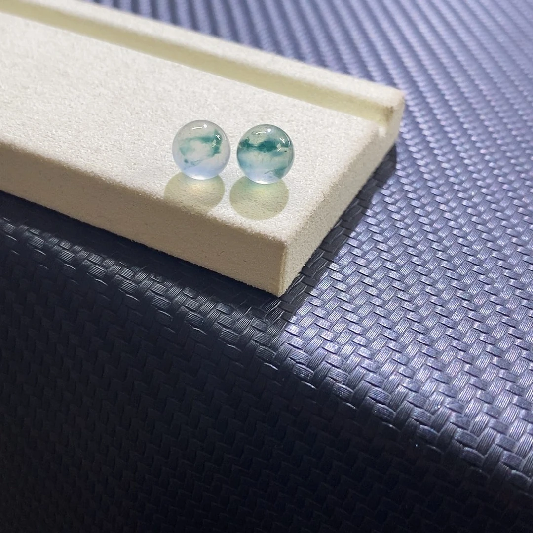 翡翠未镶嵌挂件一对珠珠