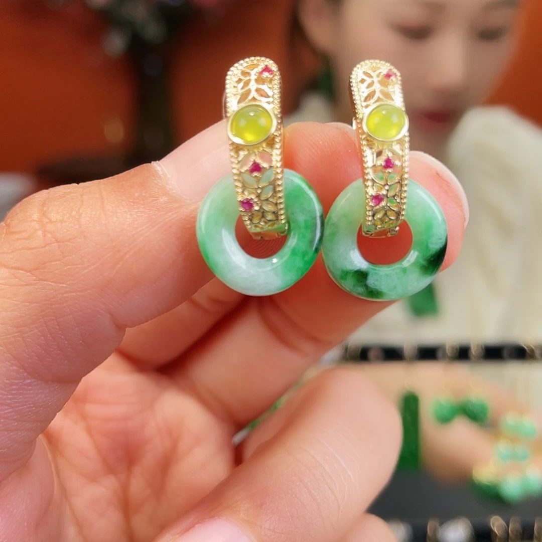 翡翠未镶嵌耳饰饰品