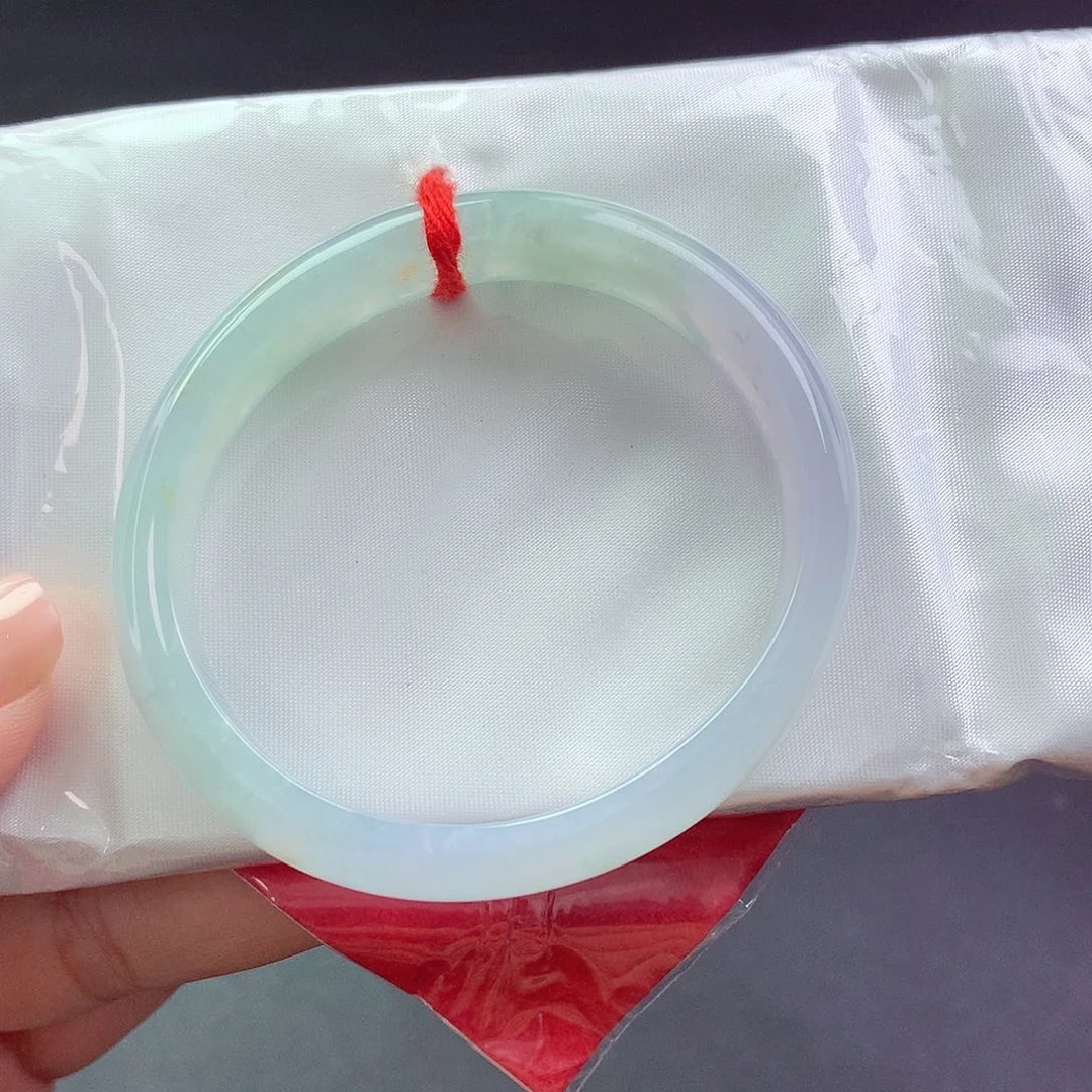 【闪购商品】未镶嵌手镯翡翠贵妃881172