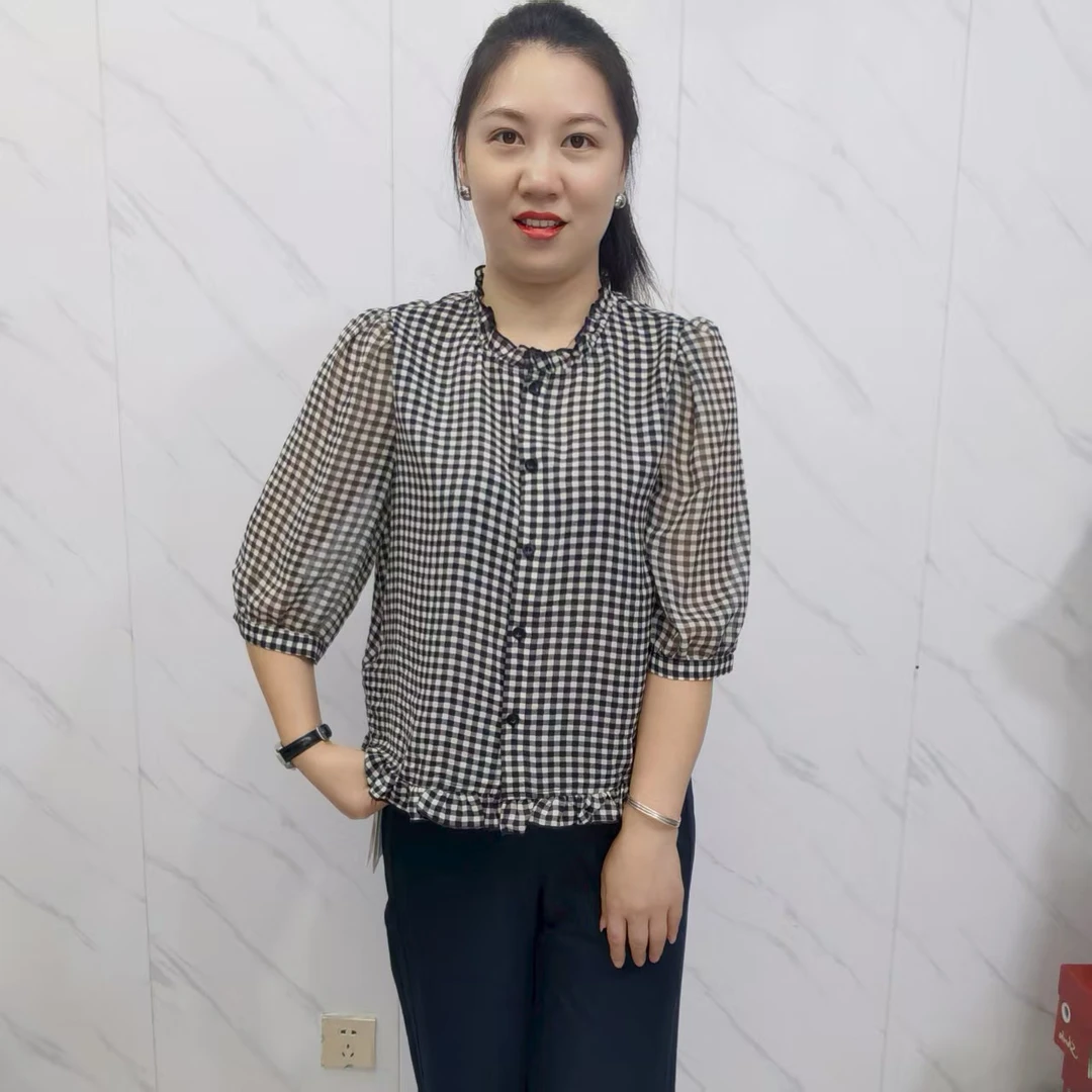 新款洋气百搭荷叶边格子小衫S805