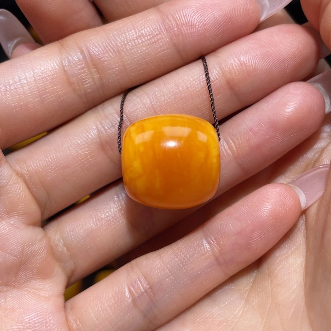 【闪购商品】琥珀裸石未镶嵌桶 珠