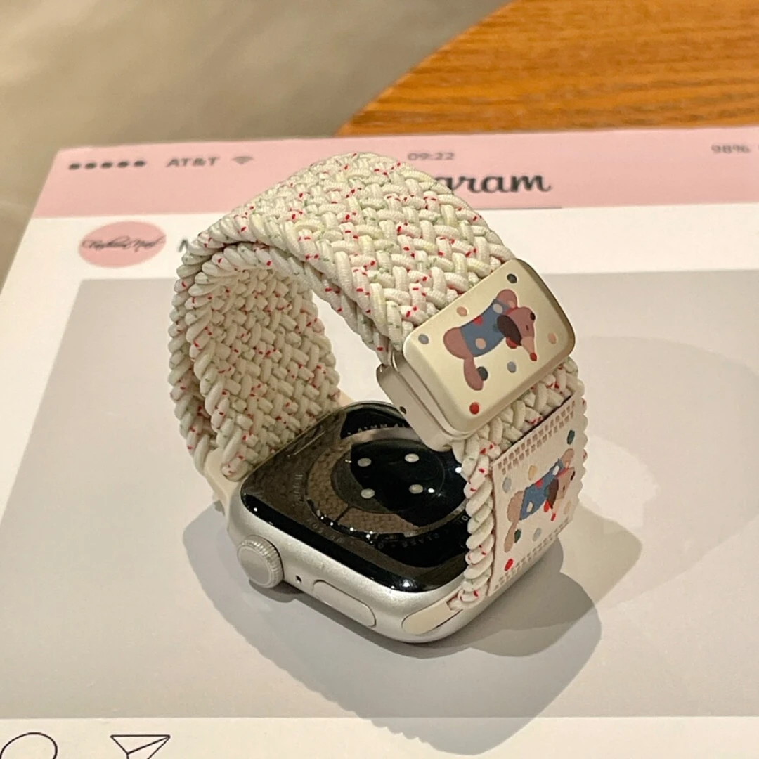 适用苹果iwatch可爱腊肠狗插画磁吸编织华为手表带小米手表表带