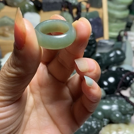 未镶嵌和田玉（糖玉）珠宝半成品