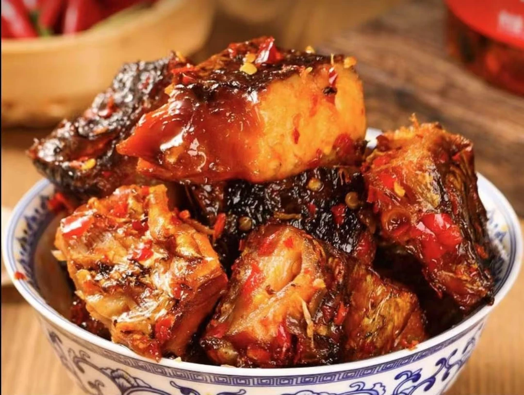 江西余干香辣柴火鱼块下饭菜即食零食小吃