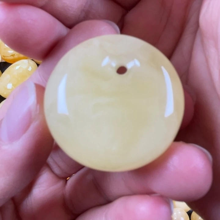 裸石蜜蜡未镶嵌蜜蜡公主扣