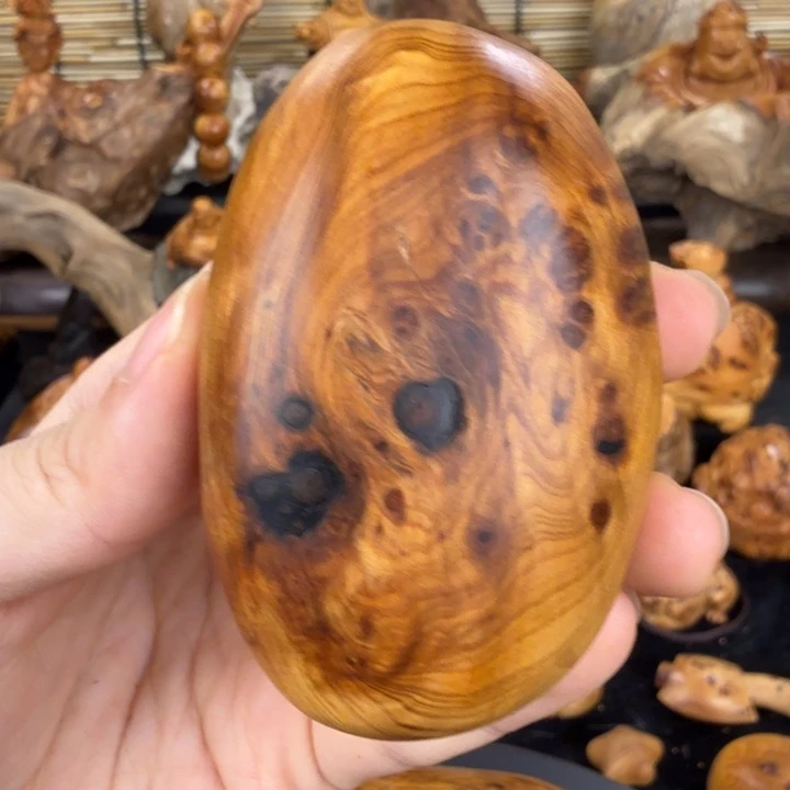 柏木（崖柏）手把件