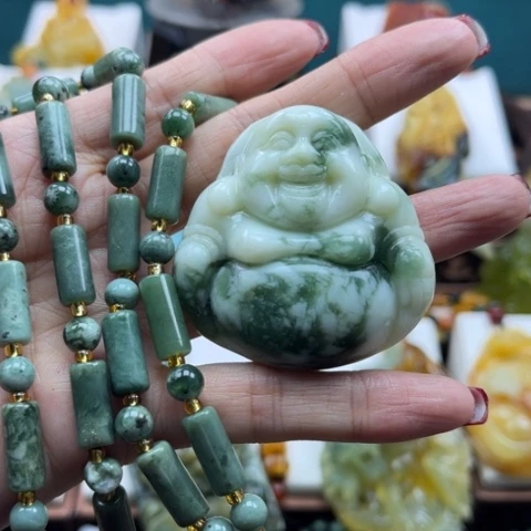 岫玉挂件未镶嵌行****时挂件