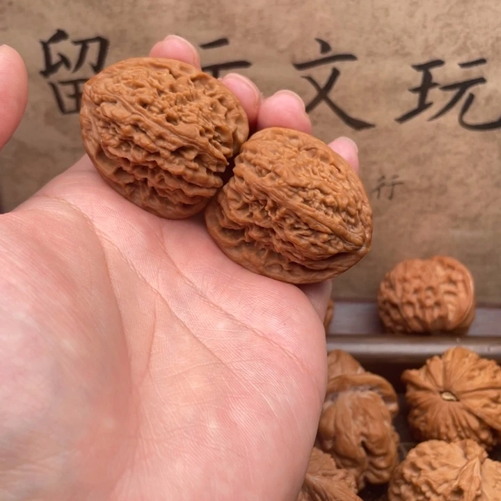 ****文玩核桃把件36南疆石