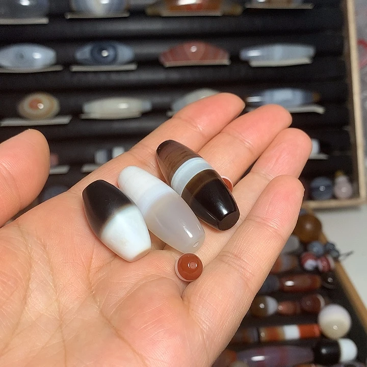 玛瑙/玉髓合金颈饰