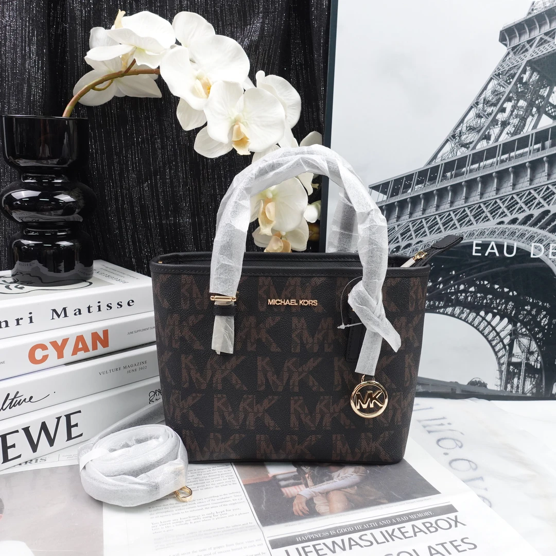 95新 MICHAELKORS/迈克高仕 单肩包/T10223090