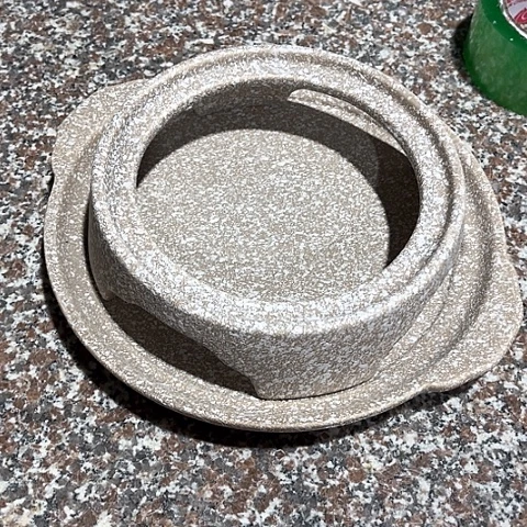 微瑕，不能明火，口径17高度4底座1个