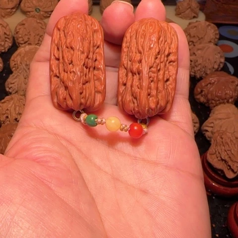 把件文玩核桃钱串子