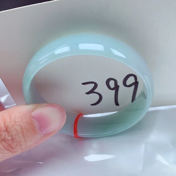 翡翠未镶嵌手镯翡翠