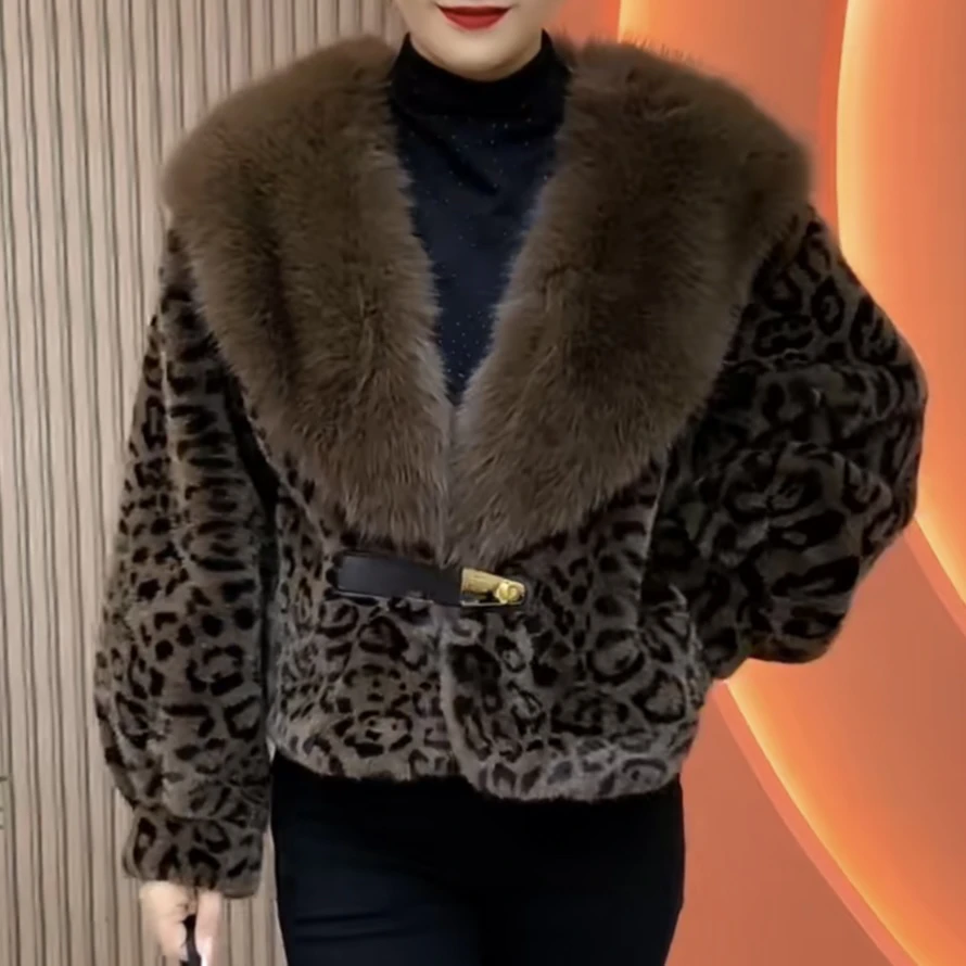 2025小香风皮毛一体豹纹短外套女冬季欧货爆款时尚轻奢保暖上衣