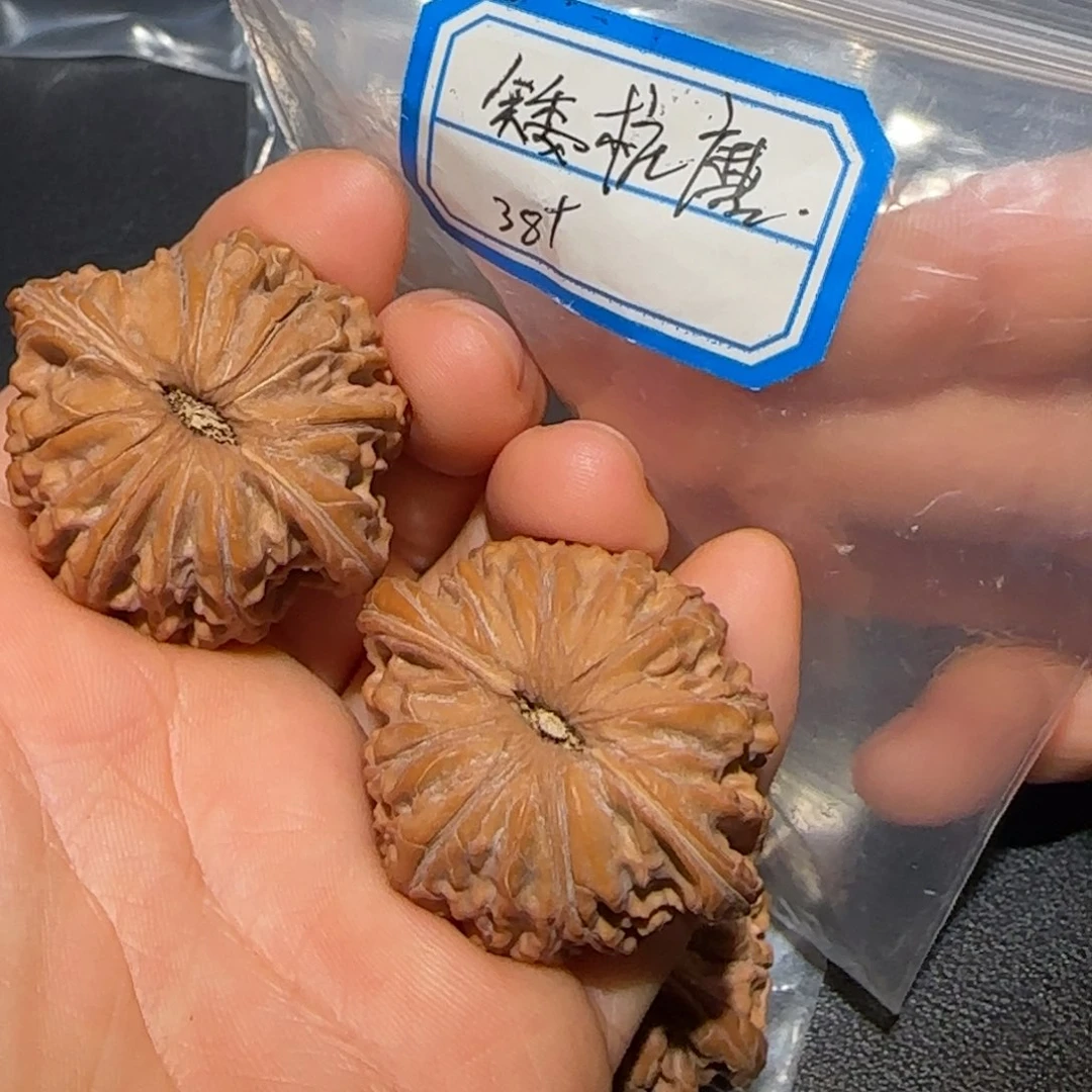 文玩核桃吊坠飞飞飞飞飞飞