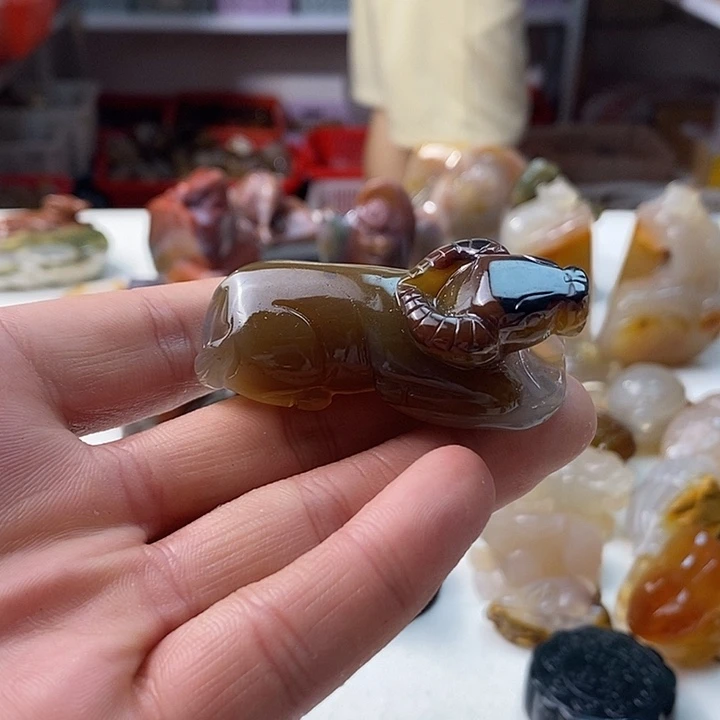 玛瑙/玉髓未镶嵌颈饰