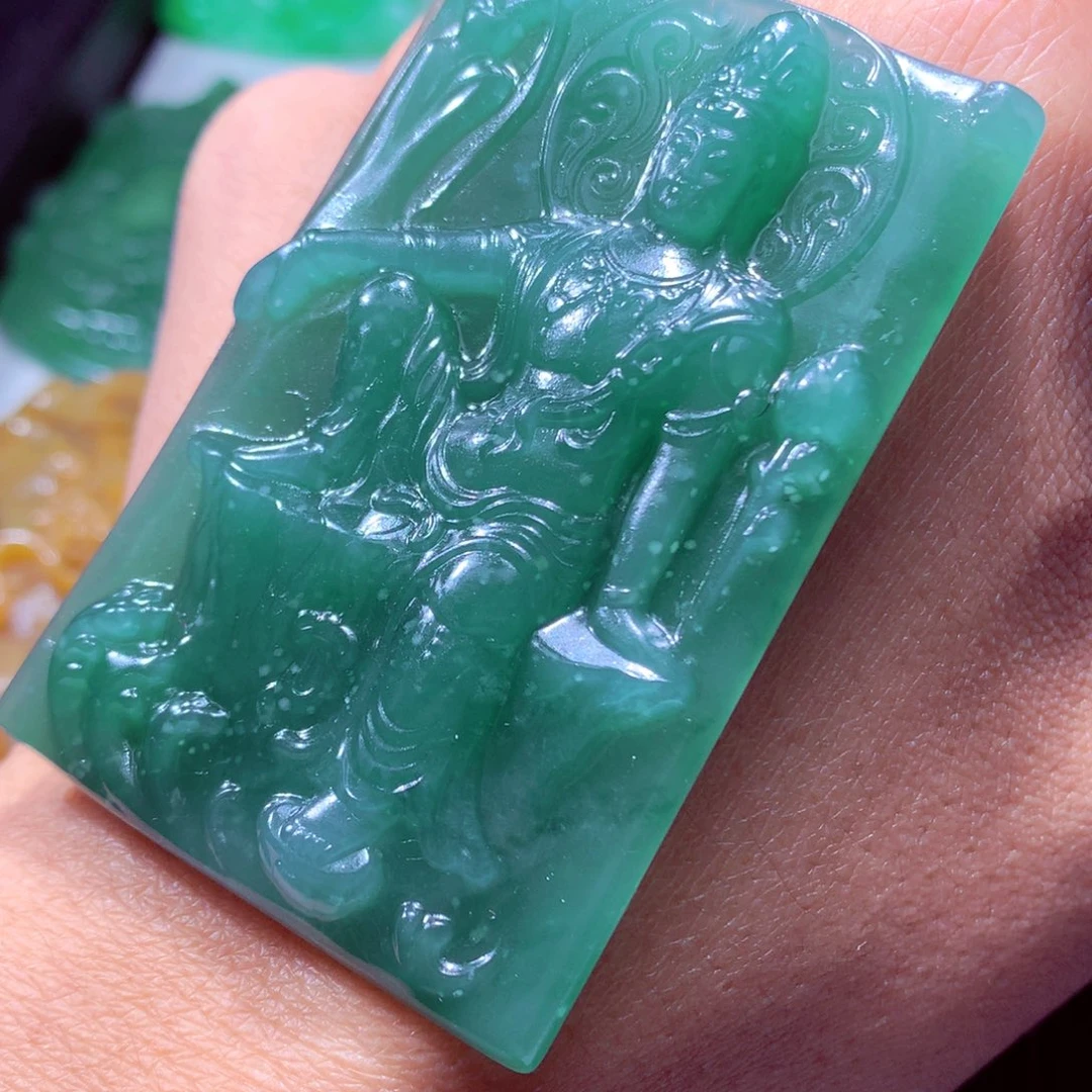 定制翡翠未镶嵌天然翡翠A货毛货挂件